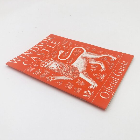 1982 Windsor Castle Official Guide and Works of Art List - Picture 3 of 8